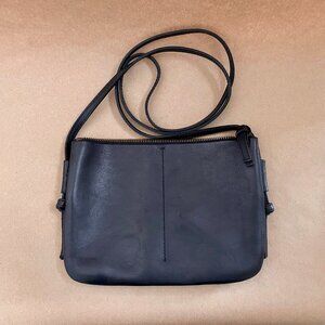 Madewell Knotted Crossbody Bag in Black